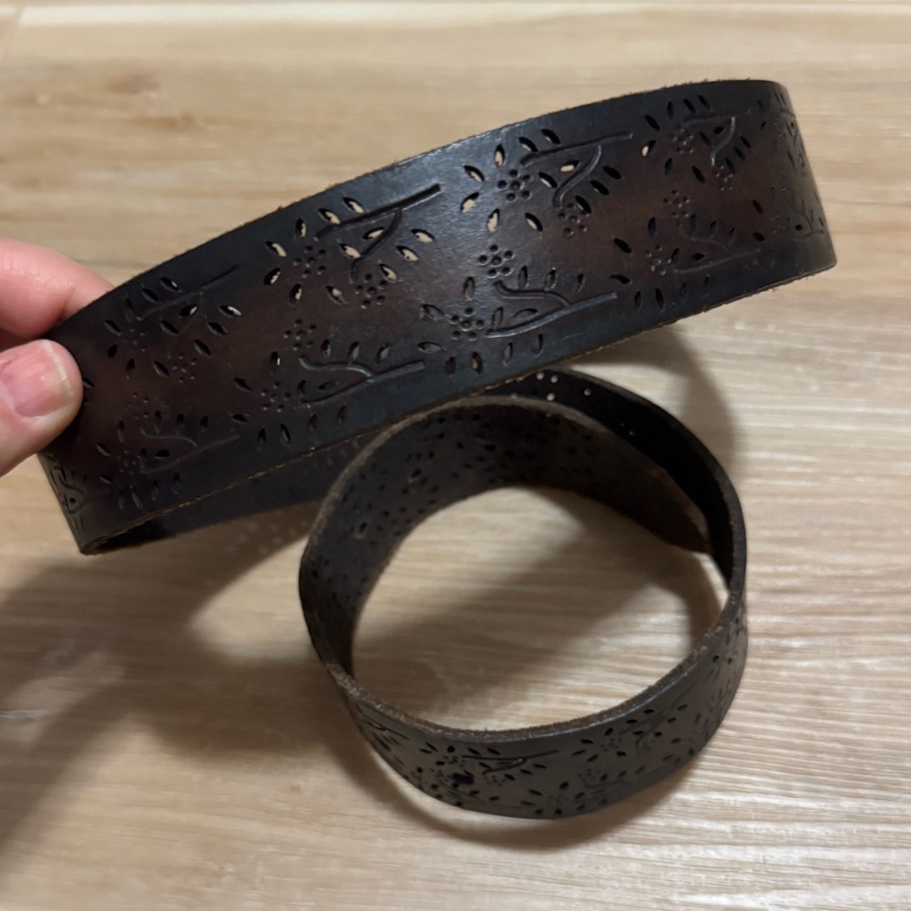 AEO dark brown leather belt